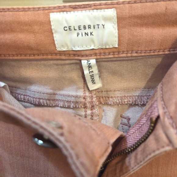 ⭐️Celebrity Pink Ankle Skinny Jeans Size 28 - Picture 3 of 5